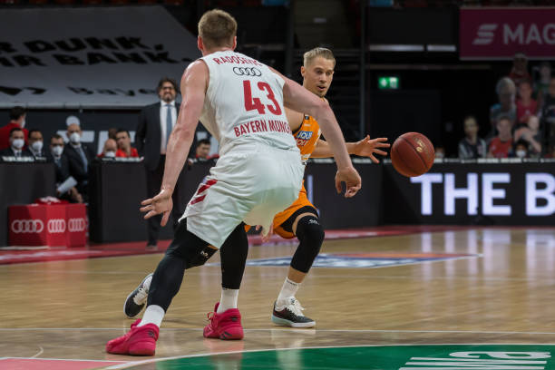 那不勒斯终 那不勒斯终